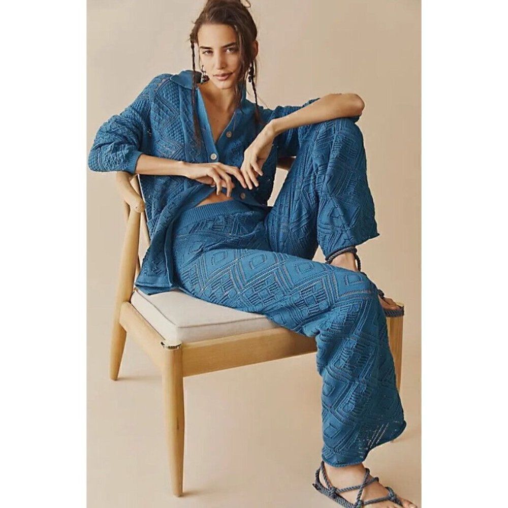 NWT FREE PEOPLE BEACH Sz M GET AWAY FAUXCHET SET CARDI & PANT SET PEACOCK PLUME